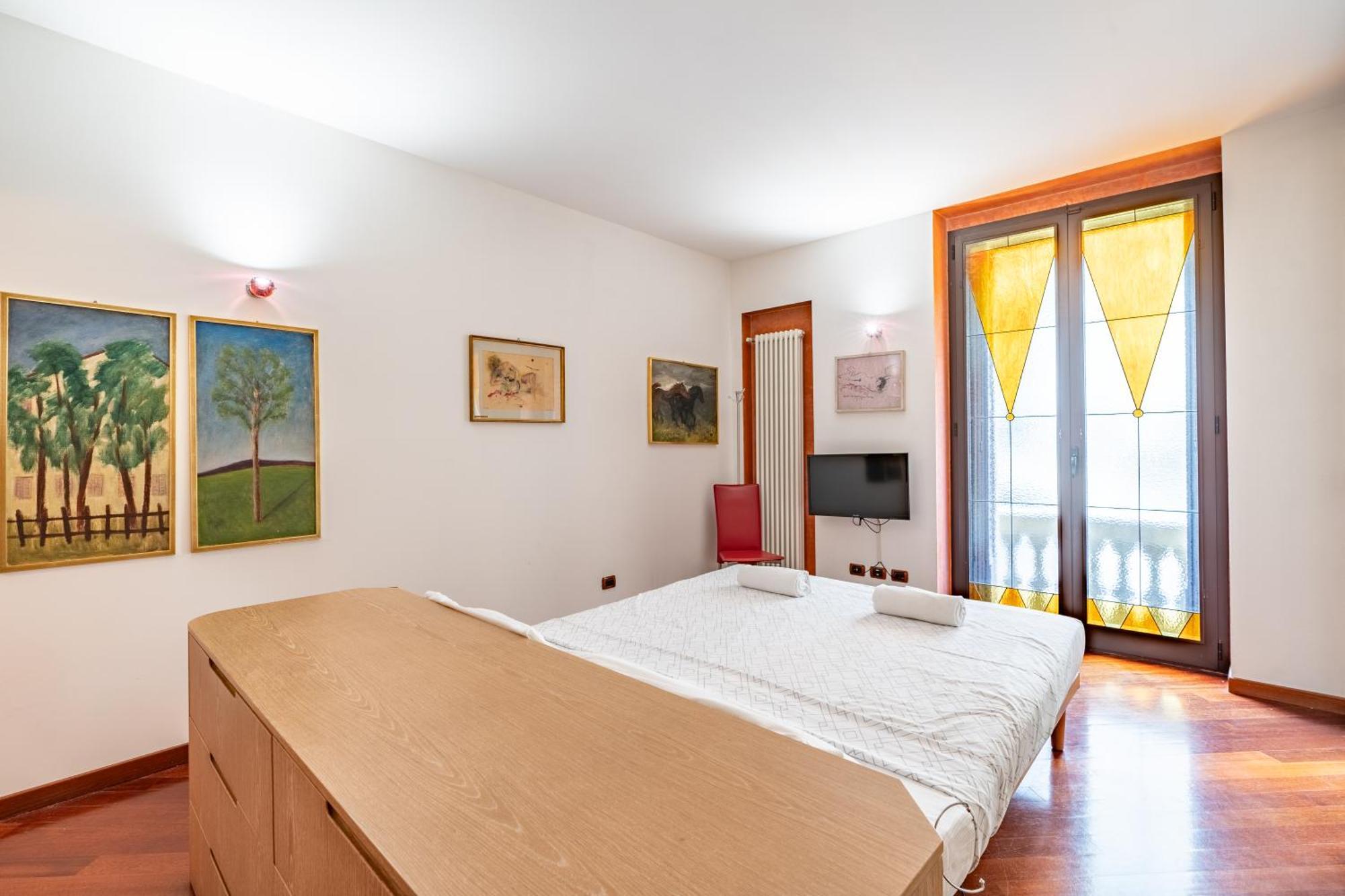 Appartamento Magnifico - Porta Venezia - Wifi Милано Екстериор снимка