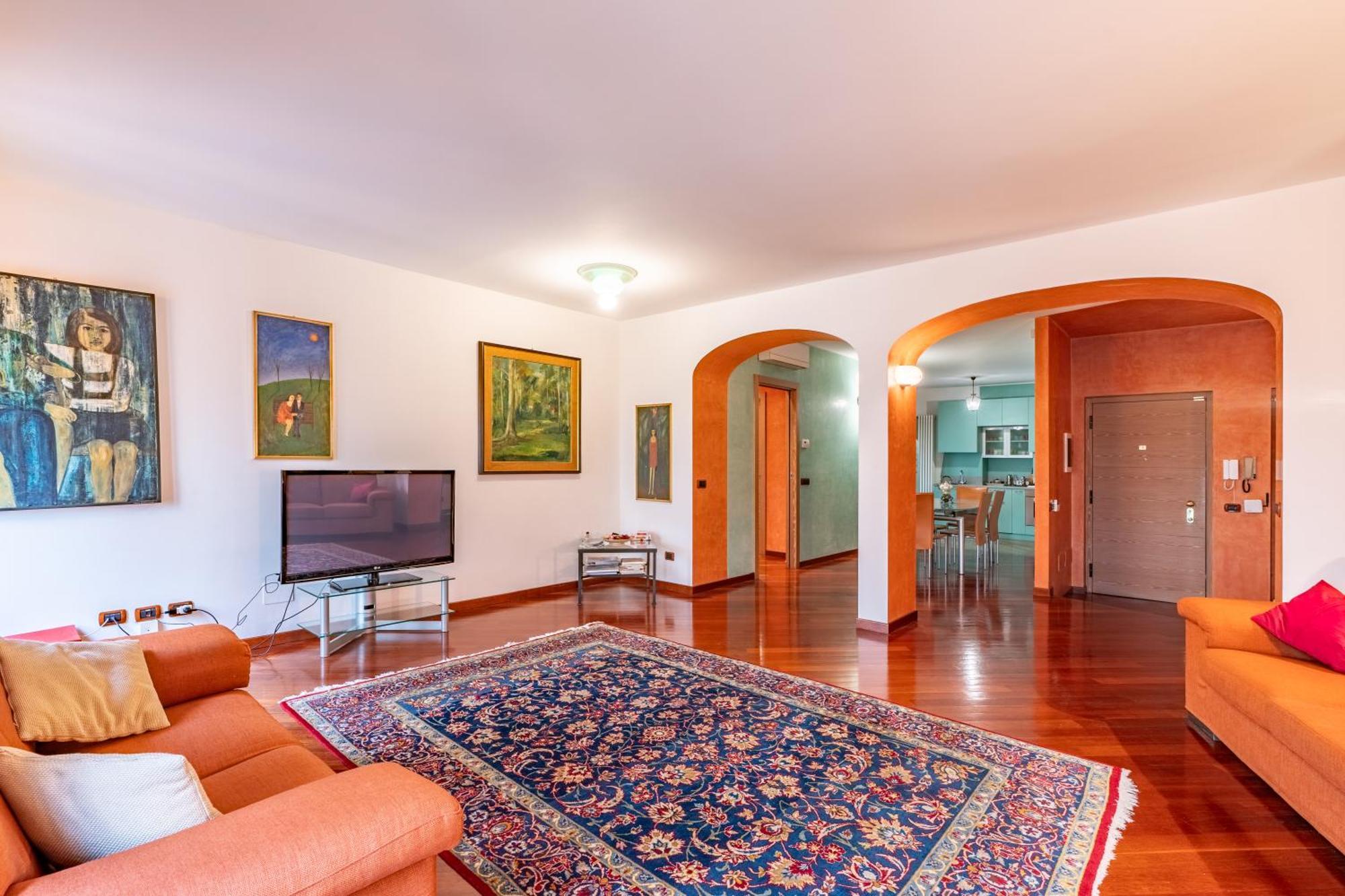 Appartamento Magnifico - Porta Venezia - Wifi Милано Екстериор снимка